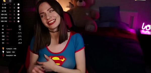  Sexy Supergirl